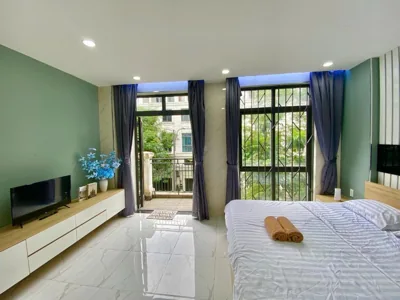 Doppelzimmer mit Balkon — TPHomes Lakeview 122